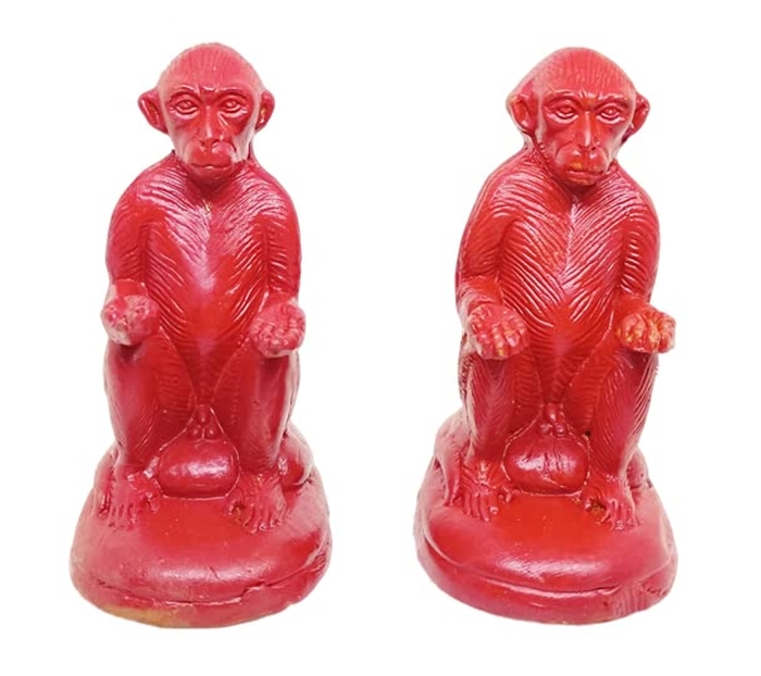 lal kitab lal bandar upay statue