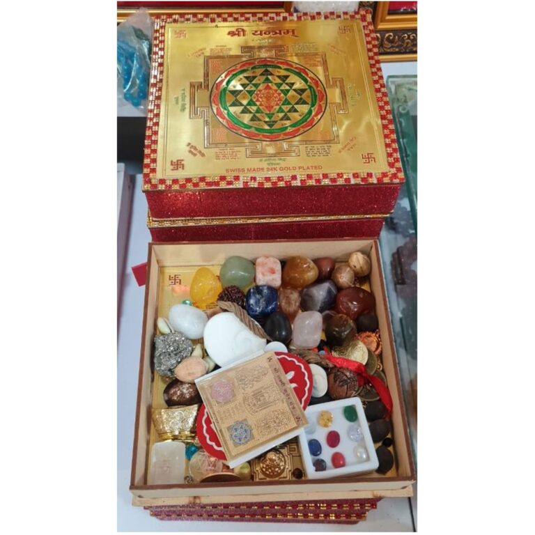 Complete Manjusha Box Diwali Pooja Kit with Shri Yantra Box